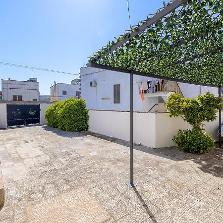 Riviera Dei Cigni - Comfort E Tranquillita Uggiano La Chiesa Exteriör bild