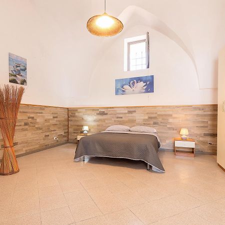 Riviera Dei Cigni - Comfort E Tranquillita Uggiano La Chiesa Exteriör bild