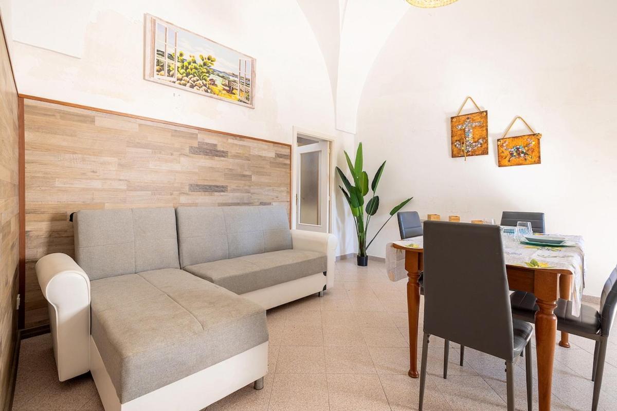 Riviera Dei Cigni - Comfort E Tranquillita Uggiano La Chiesa Exteriör bild